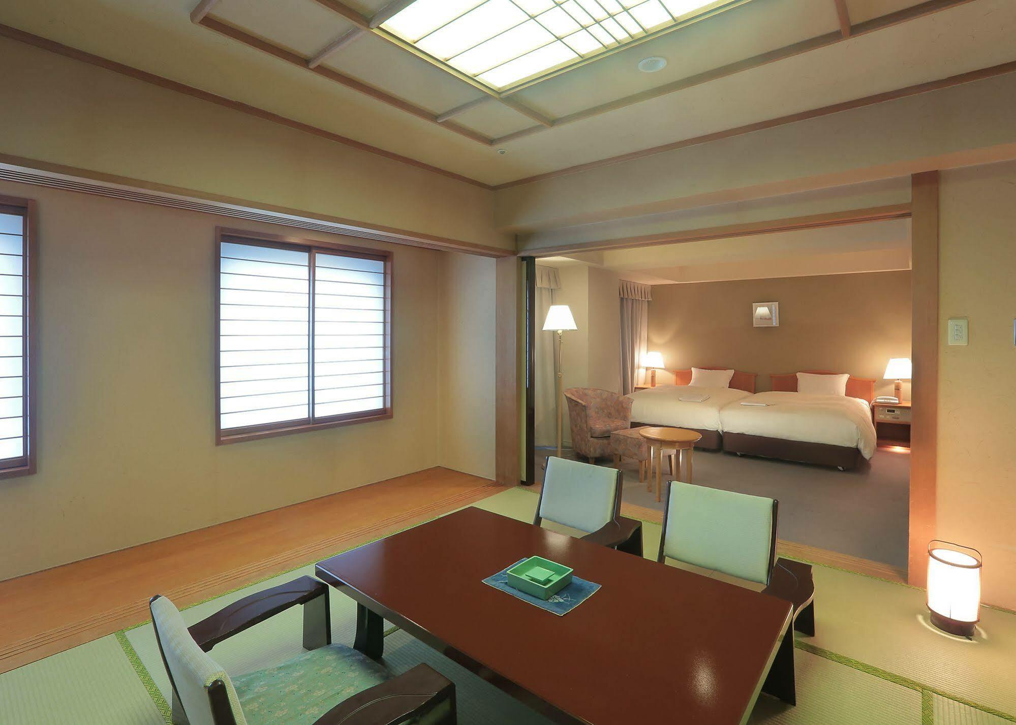 Hotel Fujita Fukui Buitenkant foto