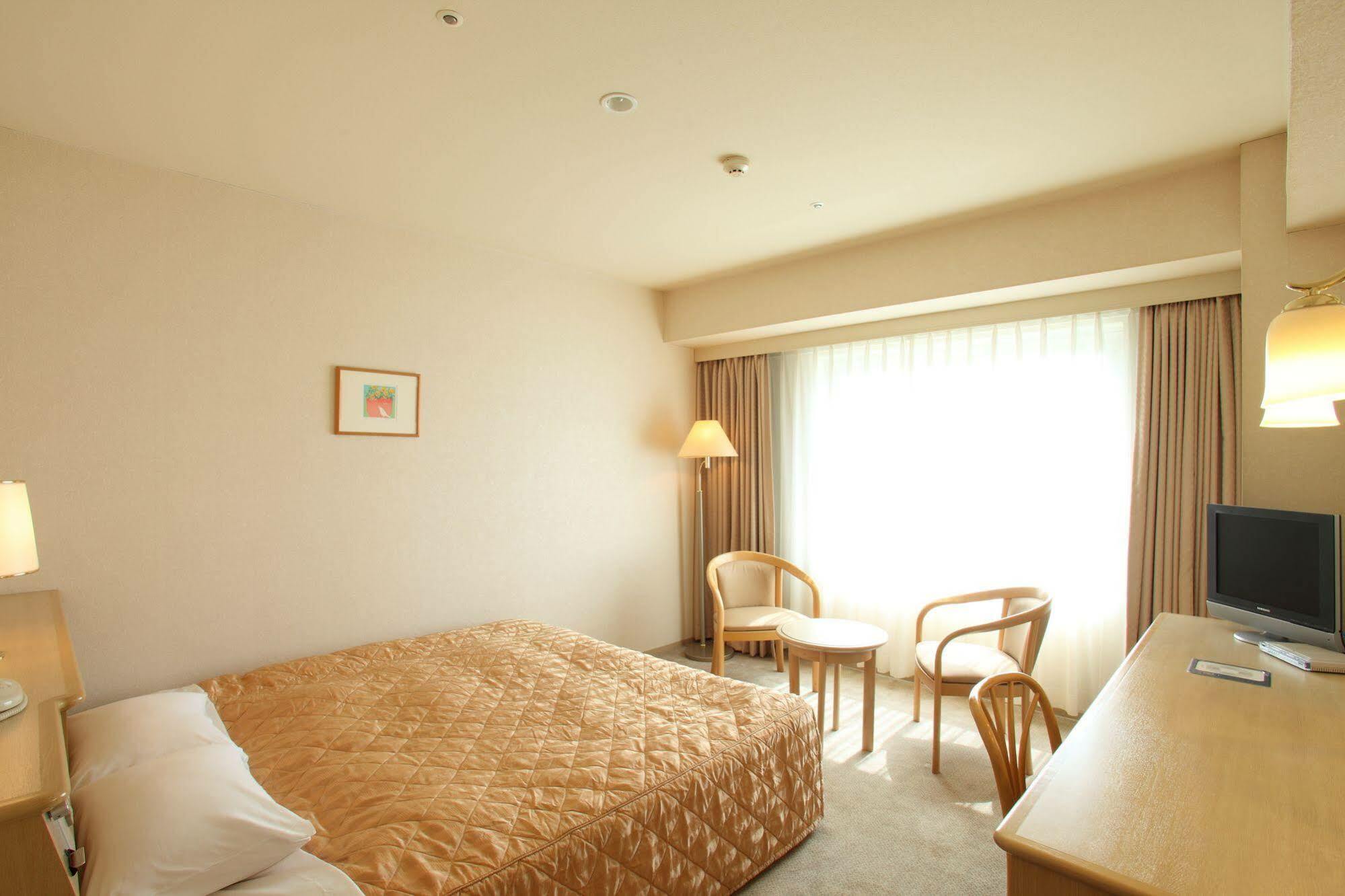 Hotel Fujita Fukui Buitenkant foto